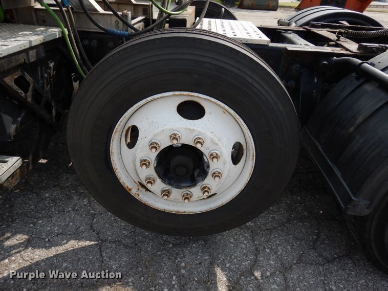 image for item DJ6770 2003 Sterling LT9500  Semi truck