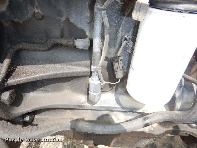 image for item DJ6773 2003 New Holland TS100  tractor