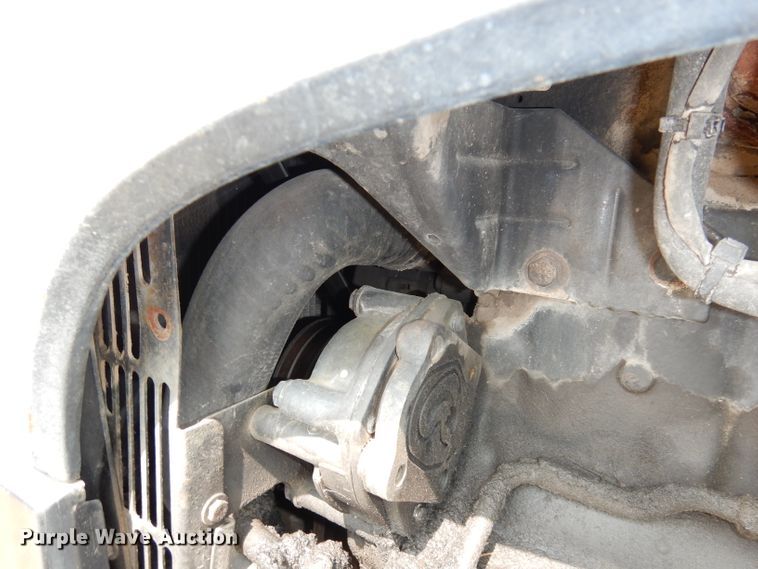 image for item DJ6773 2003 New Holland TS100  tractor