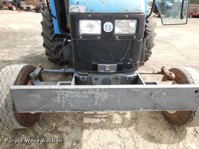 image for item DJ6773 2003 New Holland TS100  tractor