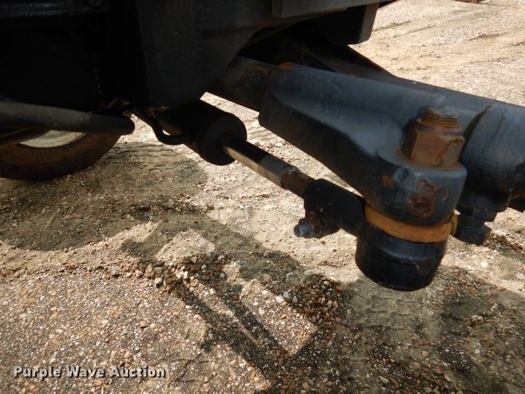 image for item DJ6773 2003 New Holland TS100  tractor