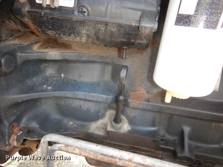 image for item DJ6773 2003 New Holland TS100  tractor