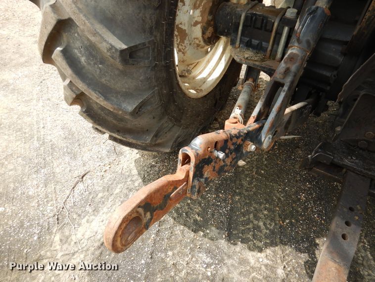 image for item DJ6773 2003 New Holland TS100  tractor