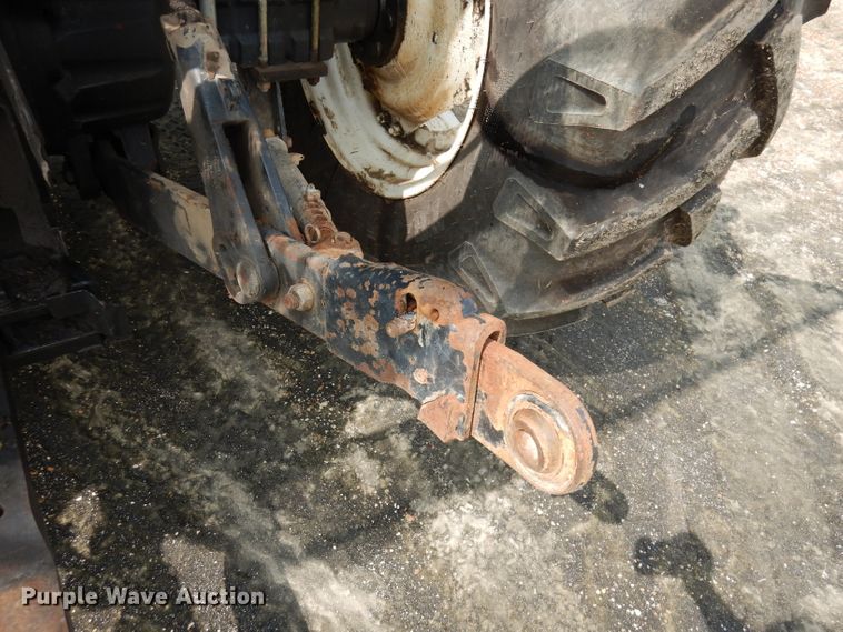 image for item DJ6773 2003 New Holland TS100  tractor