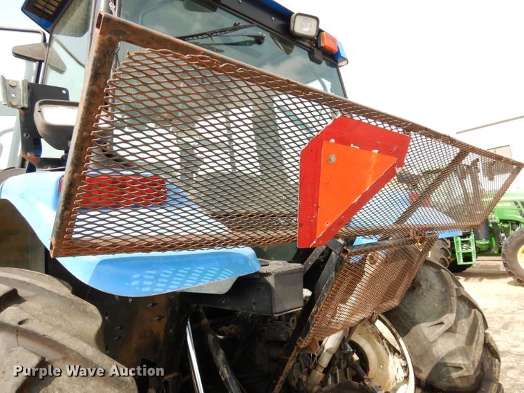 image for item DJ6773 2003 New Holland TS100  tractor