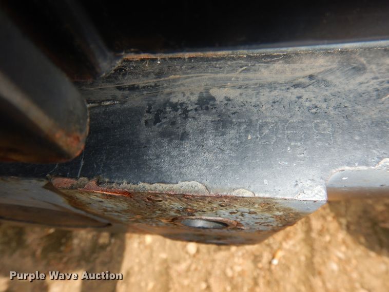 image for item DJ6773 2003 New Holland TS100  tractor