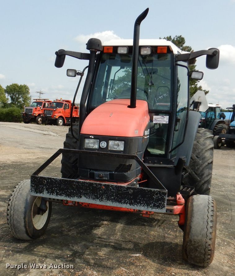 image for item DJ6774 1999 New Holland TS100  tractor