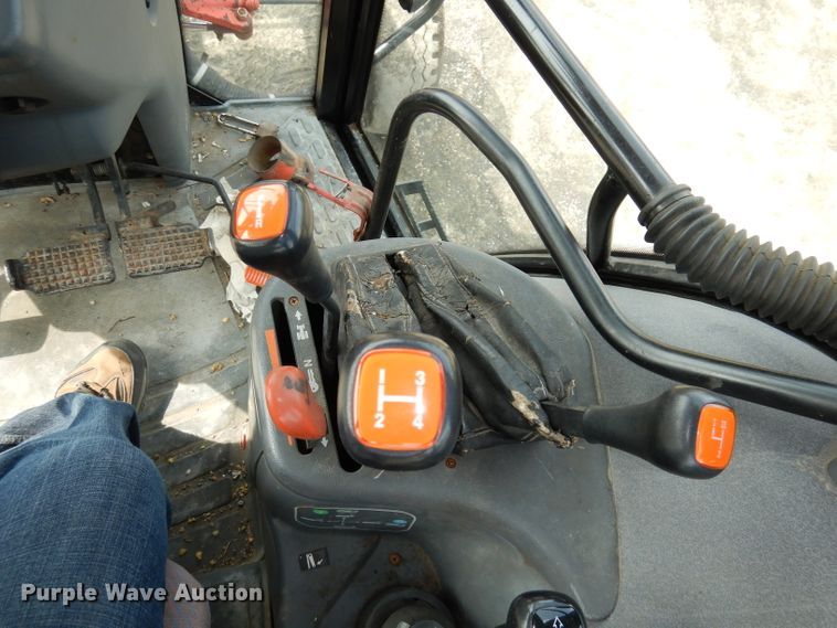 image for item DJ6774 1999 New Holland TS100  tractor