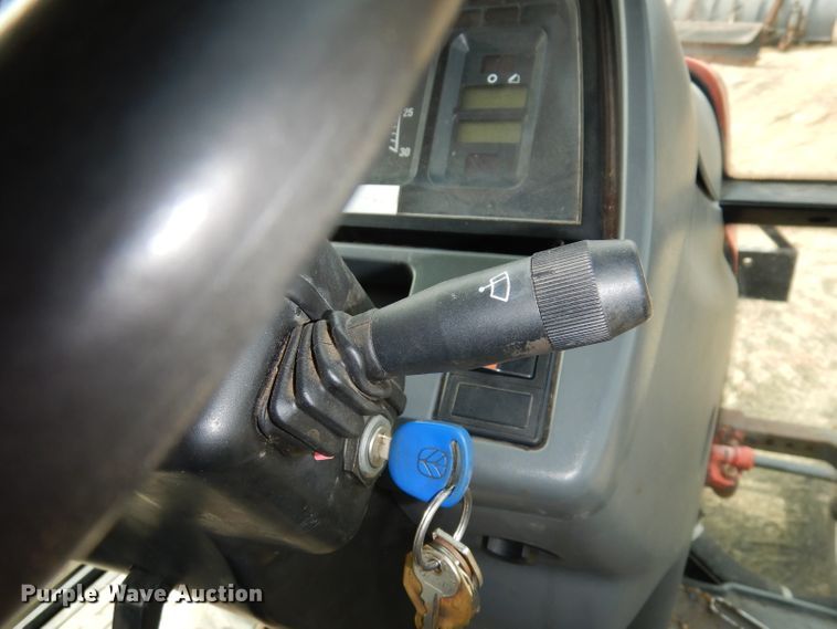 image for item DJ6774 1999 New Holland TS100  tractor