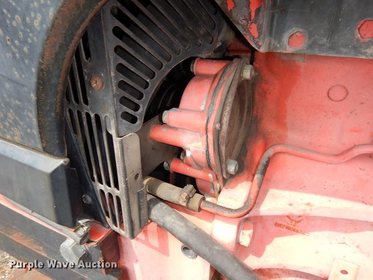 image for item DJ6774 1999 New Holland TS100  tractor