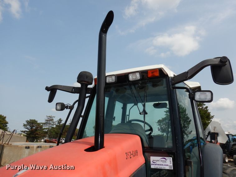 image for item DJ6774 1999 New Holland TS100  tractor