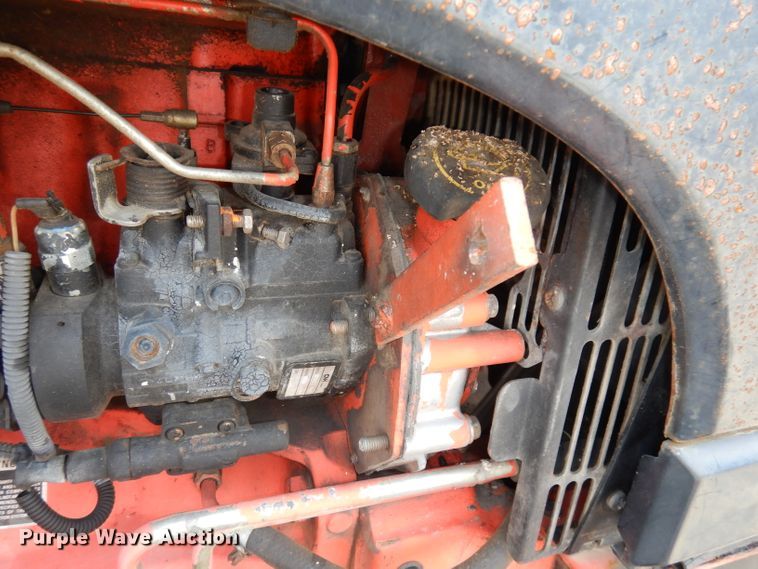 image for item DJ6774 1999 New Holland TS100  tractor