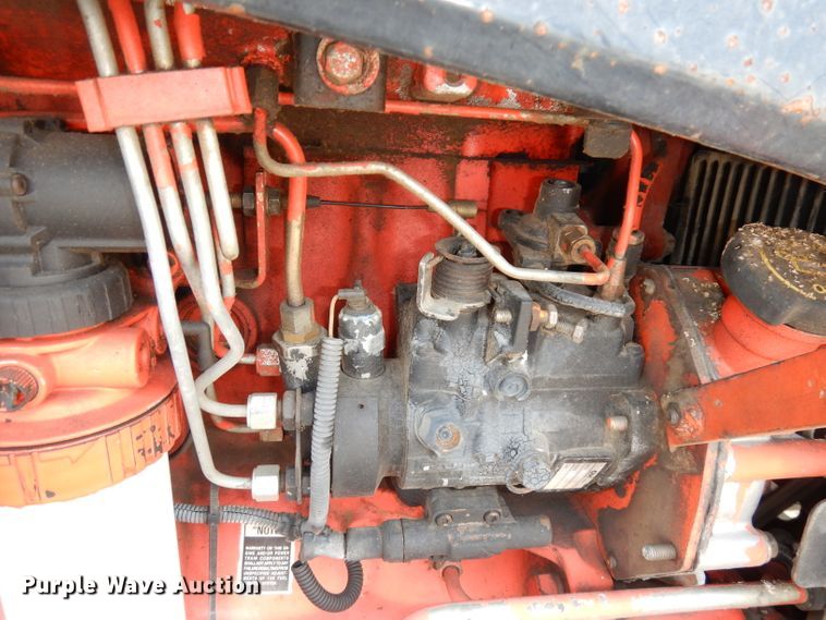 image for item DJ6774 1999 New Holland TS100  tractor