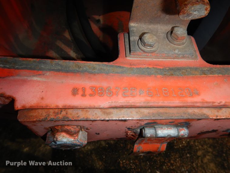 image for item DJ6774 1999 New Holland TS100  tractor