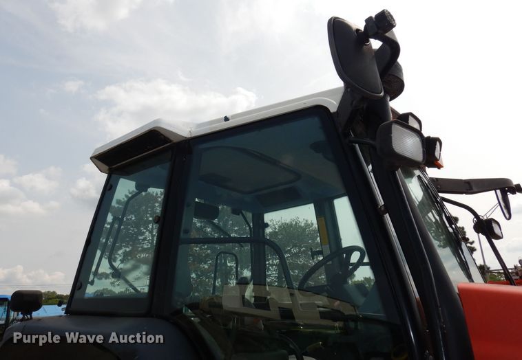 image for item DJ6774 1999 New Holland TS100  tractor