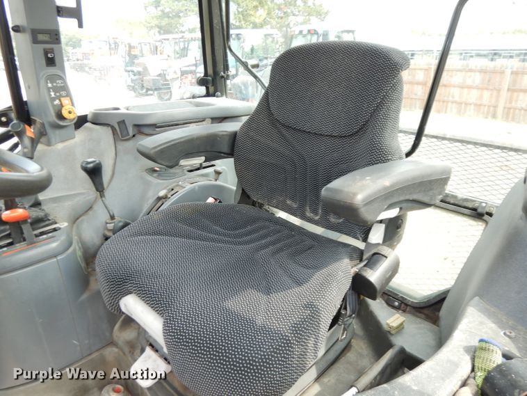 image for item DJ6775 2001 New Holland TS100  tractor