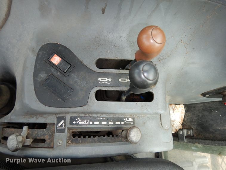 image for item DJ6775 2001 New Holland TS100  tractor