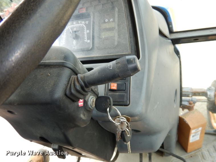 image for item DJ6775 2001 New Holland TS100  tractor