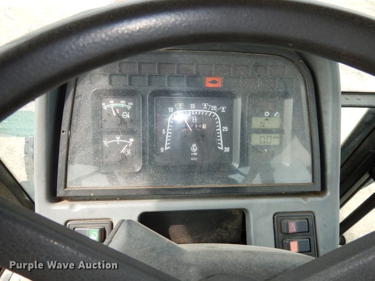 image for item DJ6775 2001 New Holland TS100  tractor