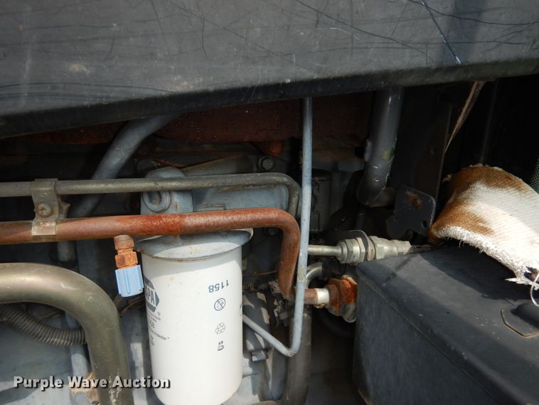 image for item DJ6775 2001 New Holland TS100  tractor