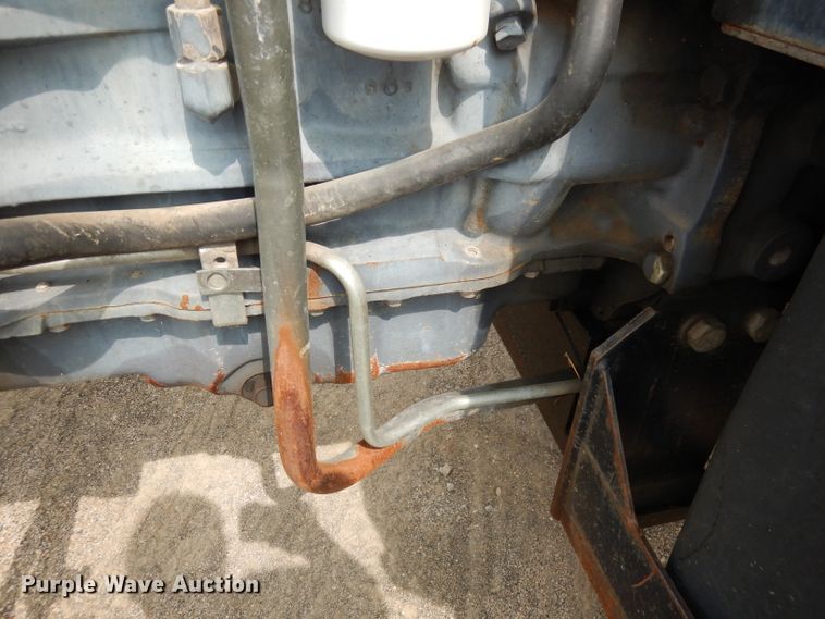 image for item DJ6775 2001 New Holland TS100  tractor