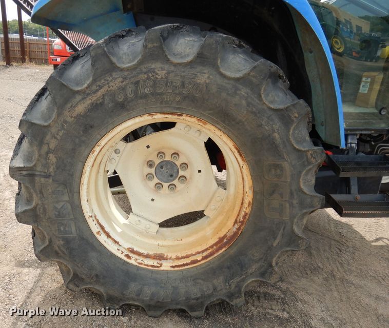 image for item DJ6775 2001 New Holland TS100  tractor