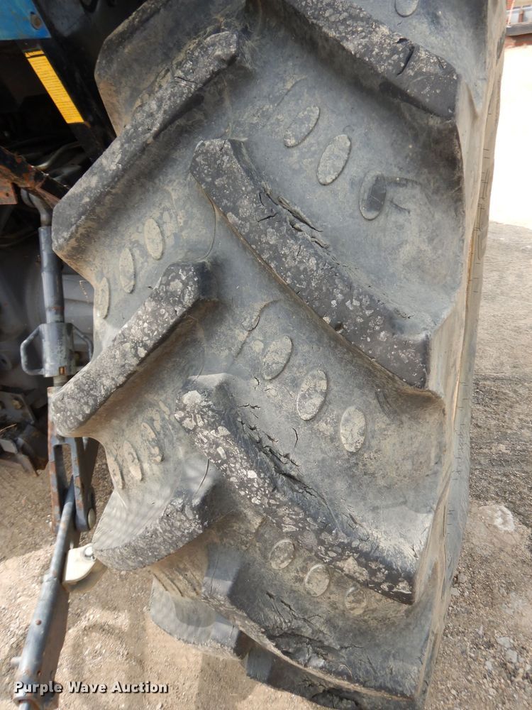 image for item DJ6775 2001 New Holland TS100  tractor