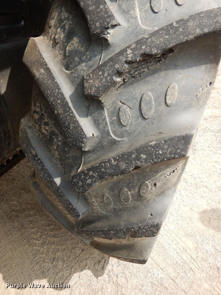 image for item DJ6775 2001 New Holland TS100  tractor