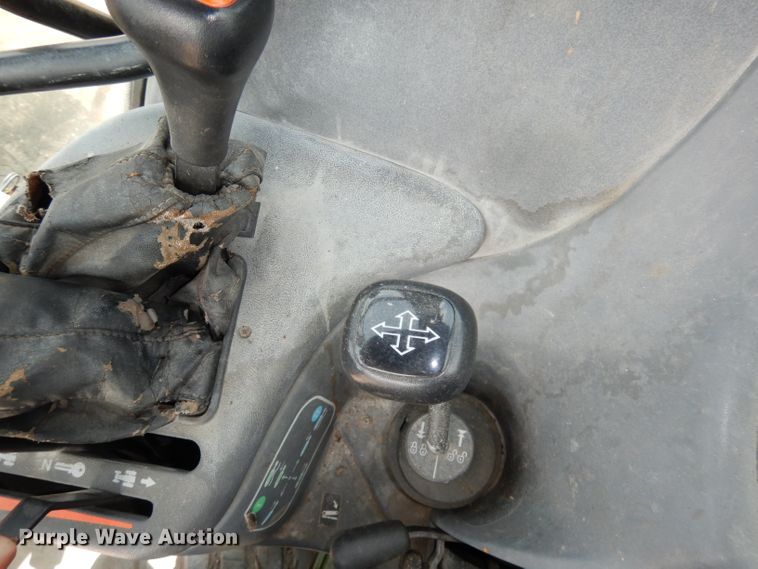 image for item DJ6789 1999 New Holland TS100  tractor