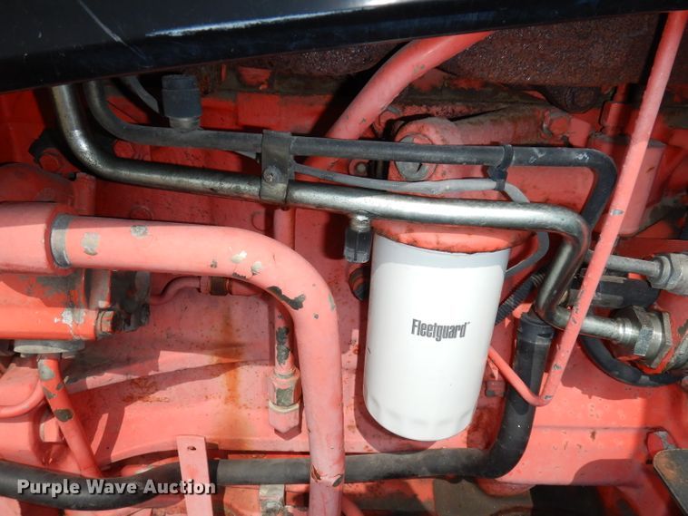 image for item DJ6789 1999 New Holland TS100  tractor