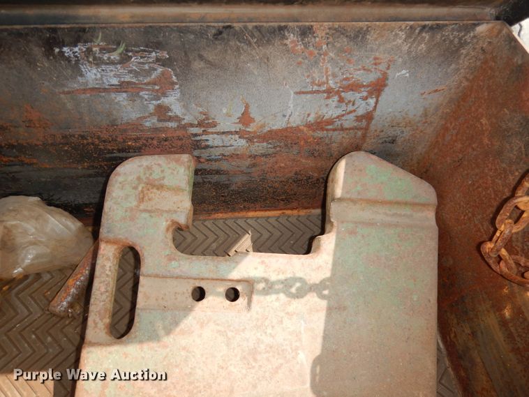 image for item DJ6789 1999 New Holland TS100  tractor