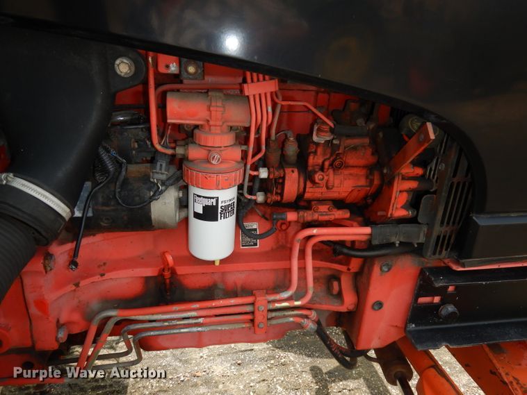 image for item DJ6789 1999 New Holland TS100  tractor