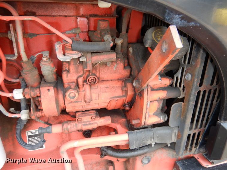 image for item DJ6789 1999 New Holland TS100  tractor