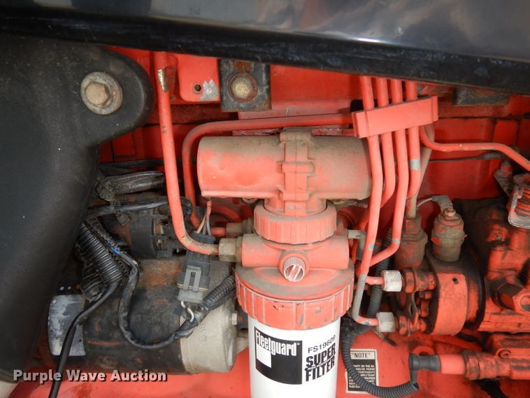 image for item DJ6789 1999 New Holland TS100  tractor