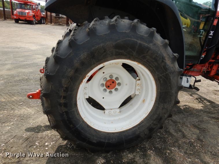 image for item DJ6789 1999 New Holland TS100  tractor