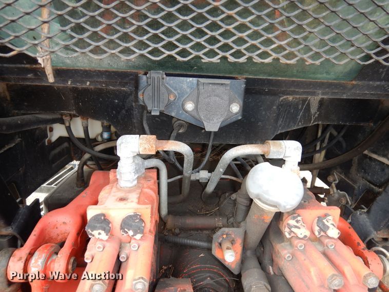 image for item DJ6789 1999 New Holland TS100  tractor