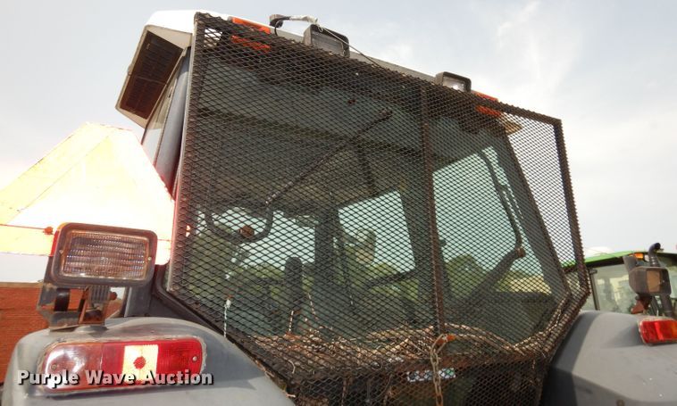 image for item DJ6789 1999 New Holland TS100  tractor