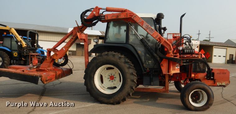 image for item DJ6790 2000 New Holland TS100  tractor