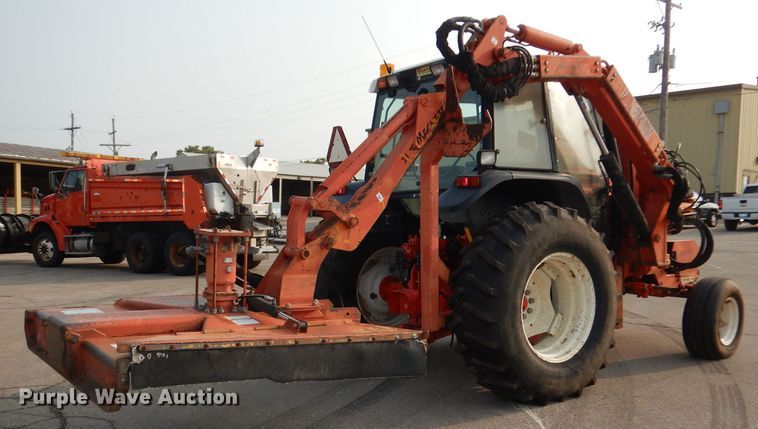 image for item DJ6790 2000 New Holland TS100  tractor