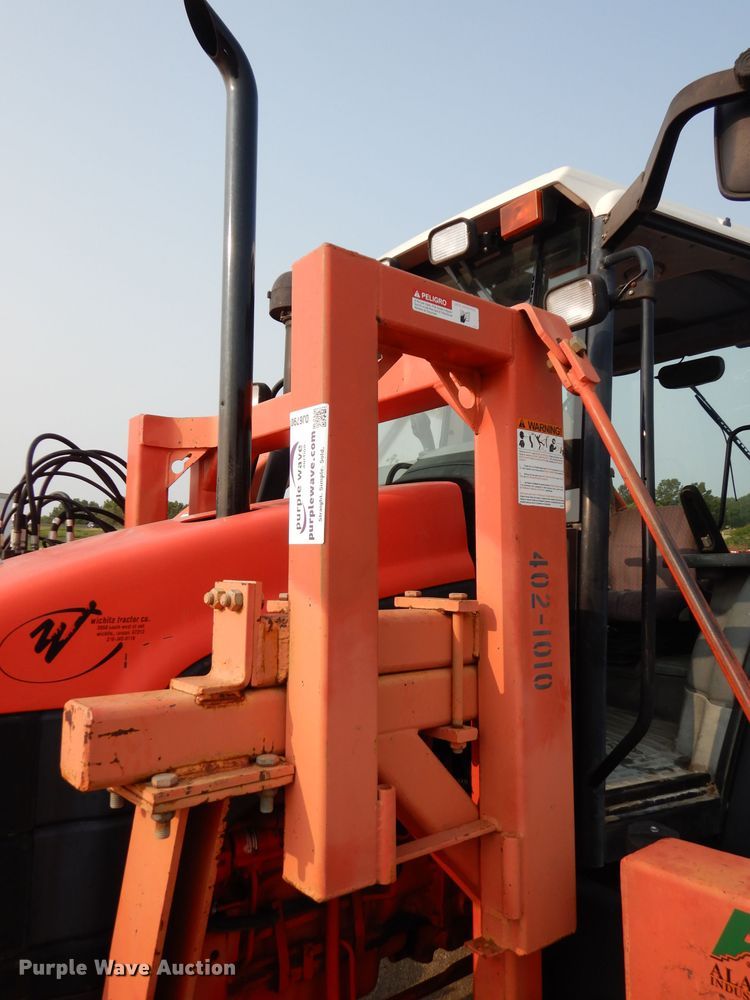 image for item DJ6790 2000 New Holland TS100  tractor