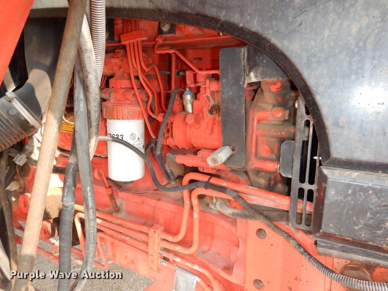 image for item DJ6790 2000 New Holland TS100  tractor