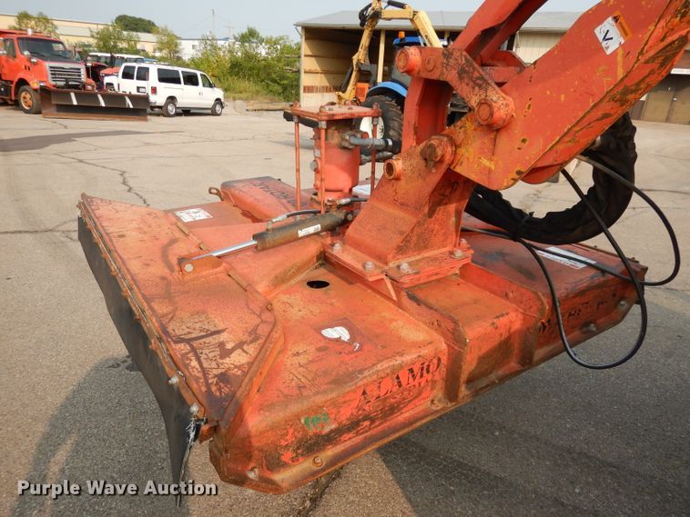 image for item DJ6790 2000 New Holland TS100  tractor