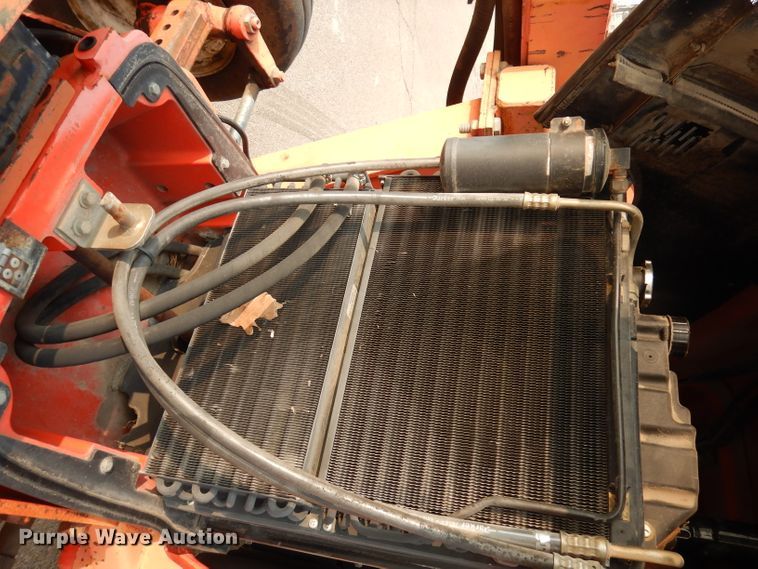 image for item DJ6790 2000 New Holland TS100  tractor