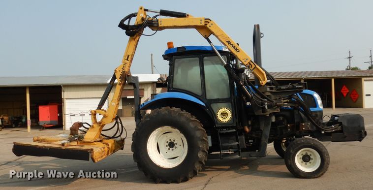 image for item DJ6791 2004 New Holland TS115A  tractor