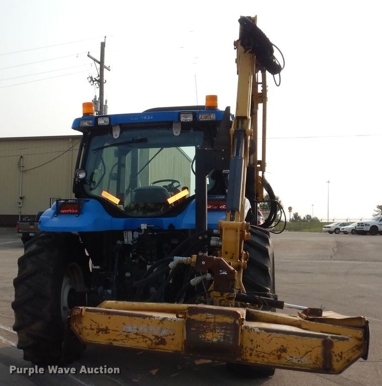 image for item DJ6791 2004 New Holland TS115A  tractor