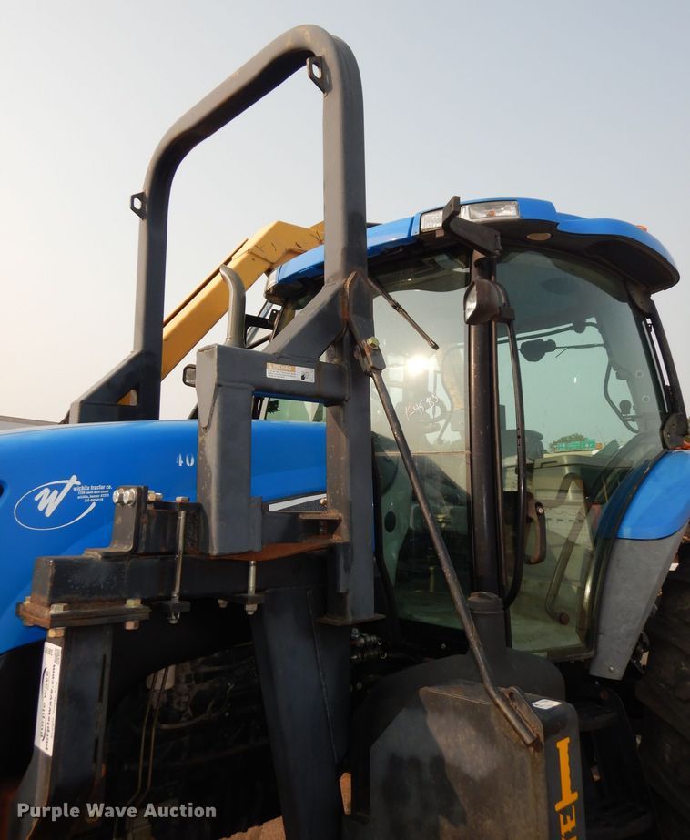 image for item DJ6791 2004 New Holland TS115A  tractor