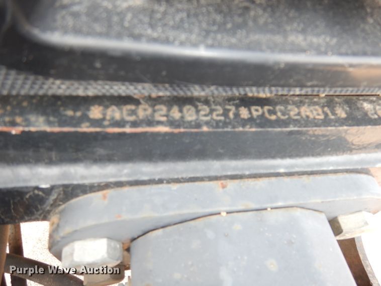 image for item DJ6791 2004 New Holland TS115A  tractor