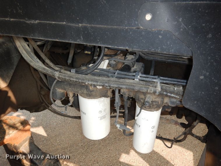 image for item DJ6791 2004 New Holland TS115A  tractor