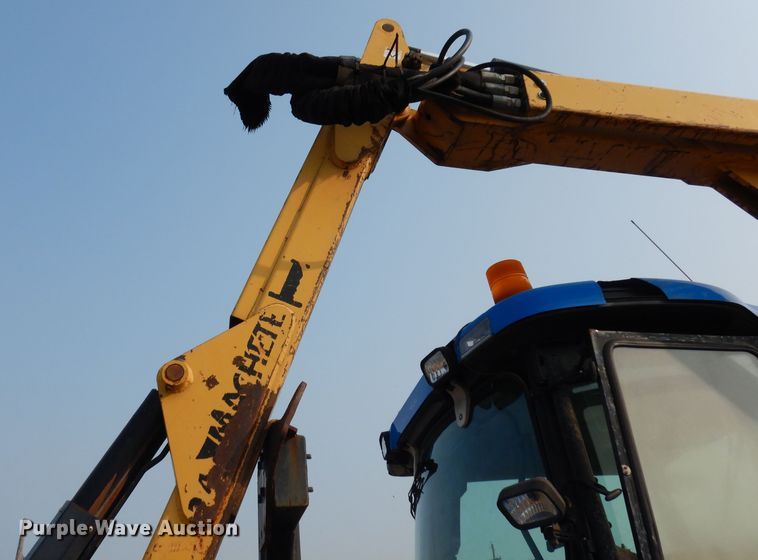 image for item DJ6791 2004 New Holland TS115A  tractor