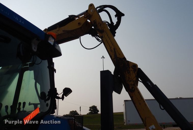 image for item DJ6791 2004 New Holland TS115A  tractor